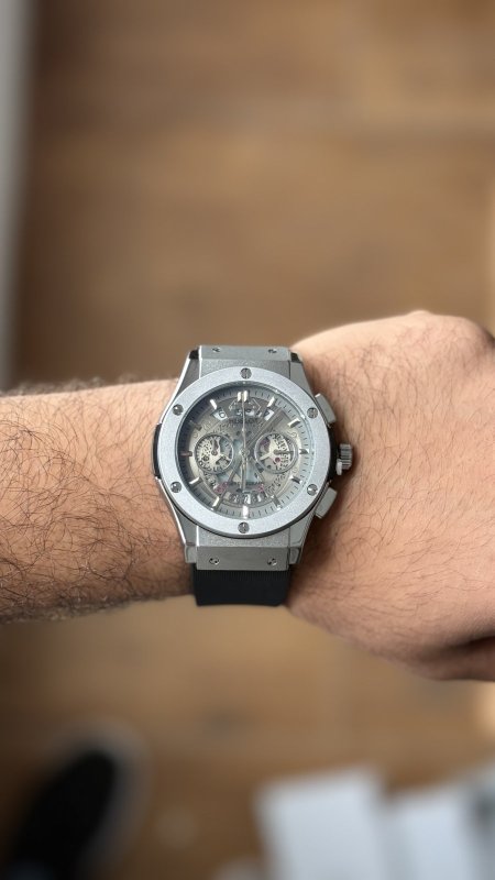 Hublot BIG BANG - ساعة كوبي ماستر بالعلبة الاصلية للشركة